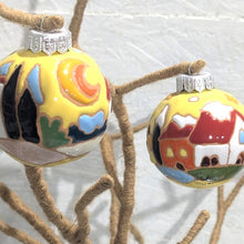 Load image into Gallery viewer, Christmas tree ornament - medium (6cm) - various Tuscan designs