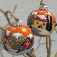 Load image into Gallery viewer, Christmas tree ornament - large (8cm) - Tuscan scenes
