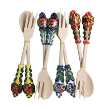 Load image into Gallery viewer, Salad Server Set (Fork &amp; Spoon) - Ceramic &amp; wood - with lemons or olives
