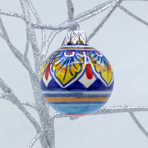 Christmas ornament - small (4cm) - various designs, round